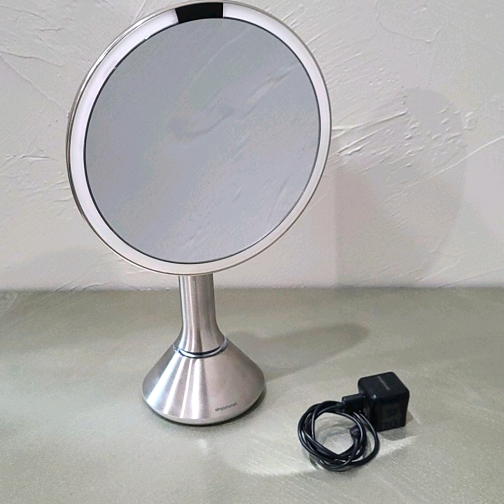 Simple Human lighted mirror